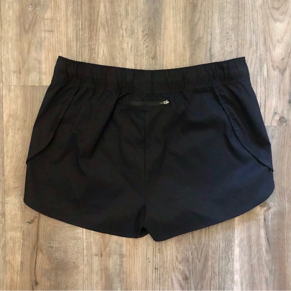 NWT The North Face Black Shorts - Picture 4 of 10